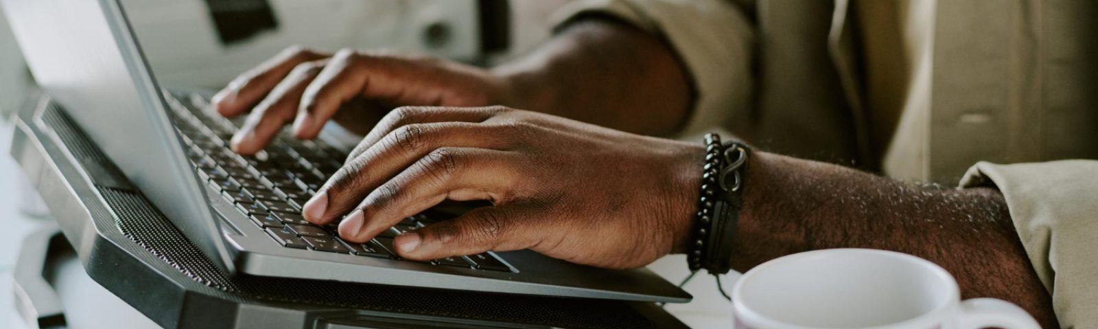 Community Manager | Aezon Inc